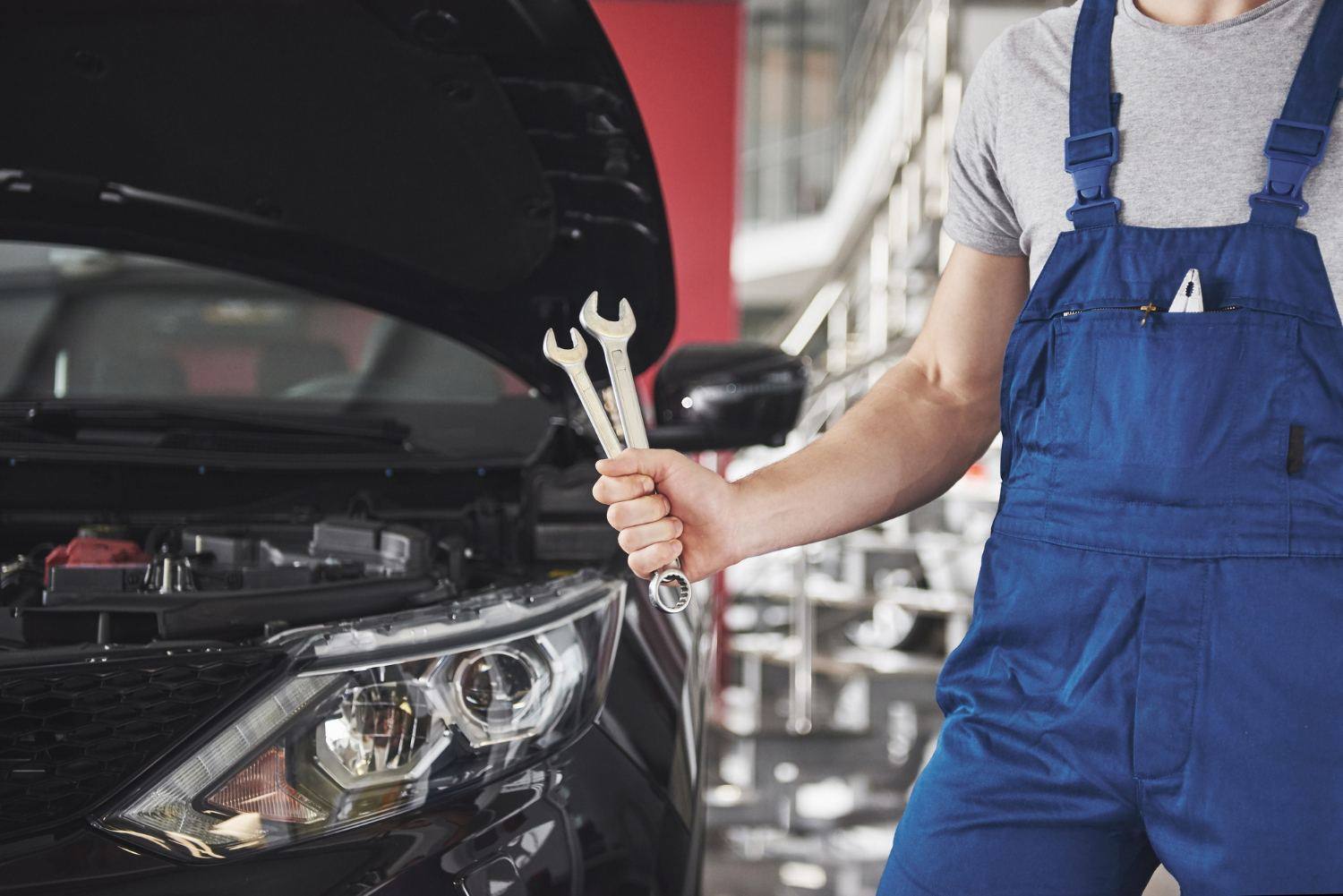 Online consultation and car service from Jair Marinho